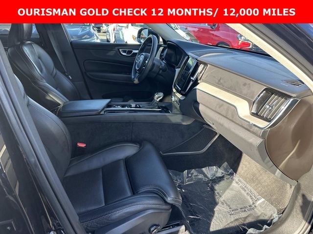 2021 Volvo XC60 T6 Inscription