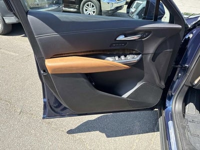 2021 Cadillac XT4 Premium Luxury