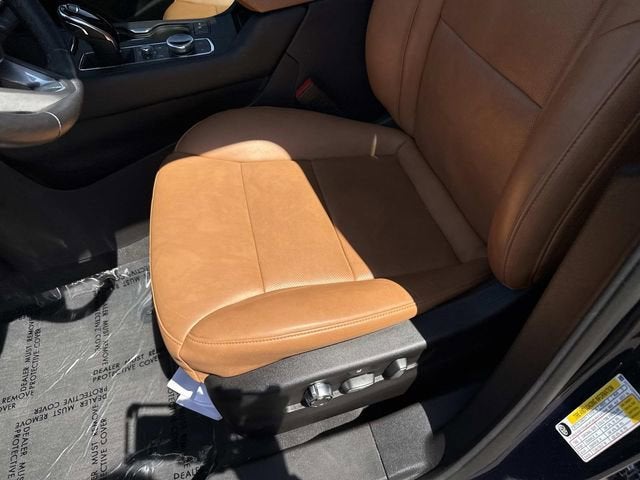 2021 Cadillac XT4 Premium Luxury