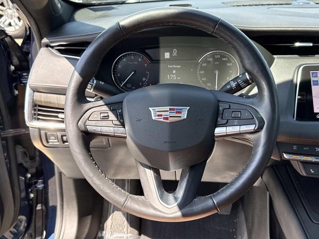 2021 Cadillac XT4 Premium Luxury