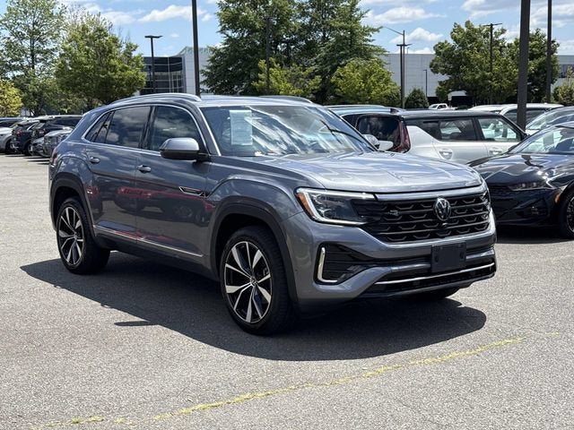 2024 Volkswagen Atlas Cross Sport 2.0T SEL Premium R-Line