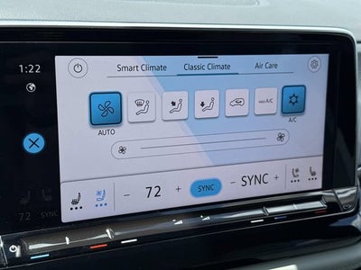 2024 Volkswagen Atlas Cross Sport 2.0T SEL Premium R-Line
