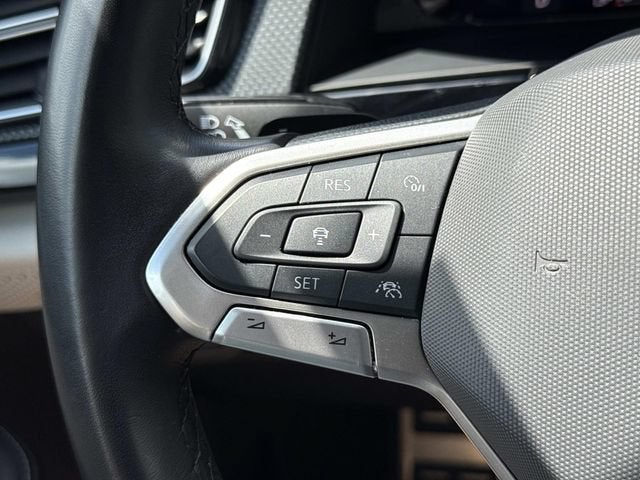 2024 Volkswagen Atlas Cross Sport 2.0T SEL Premium R-Line