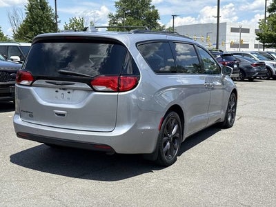 2020 Chrysler Pacifica Touring L Plus