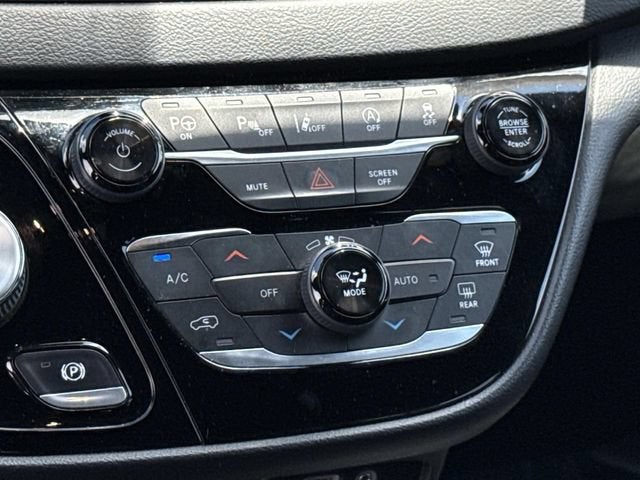 2020 Chrysler Pacifica Touring L Plus