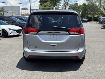 2020 Chrysler Pacifica Touring L Plus