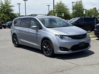 2020 Chrysler Pacifica Touring L Plus