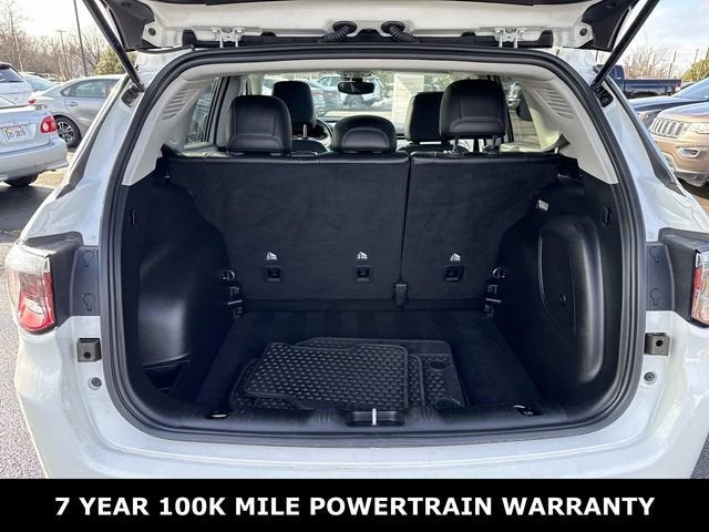 2022 Jeep Compass Latitude Lux