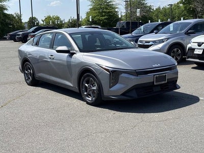 2025 Kia K4 LXS