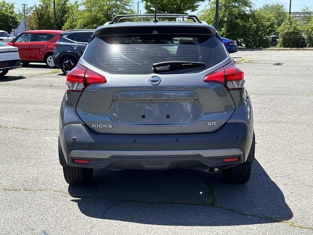 2020 Nissan Kicks SR