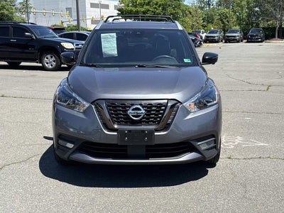 2020 Nissan Kicks SR