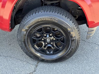 2022 Toyota Tacoma SR5