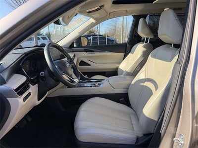 2024 INFINITI QX60 LUXE