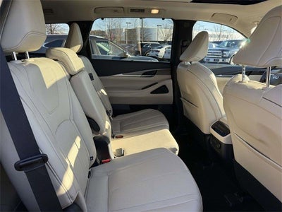 2024 INFINITI QX60 LUXE