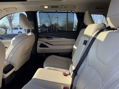 2024 INFINITI QX60 LUXE