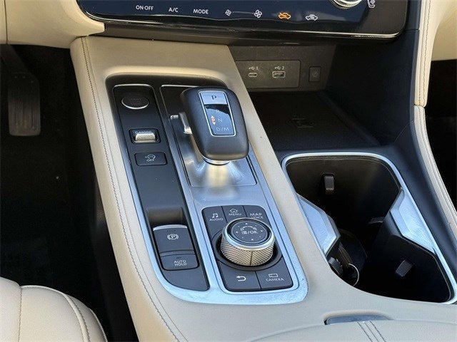 2024 INFINITI QX60 LUXE