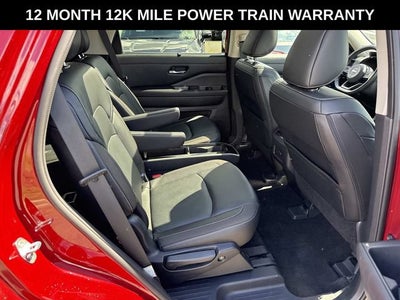 2023 Nissan Pathfinder SL
