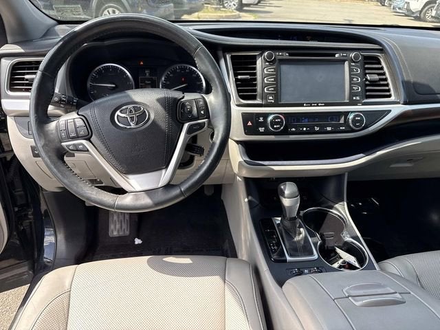 2016 Toyota Highlander Limited Platinum V6