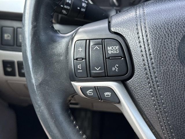 2016 Toyota Highlander Limited Platinum V6