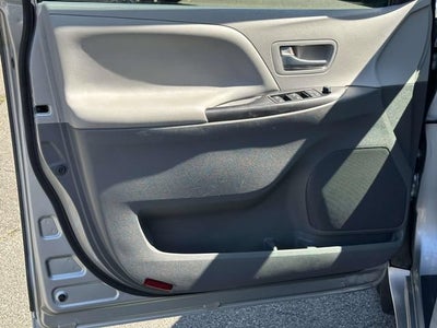 2015 Toyota Sienna LE