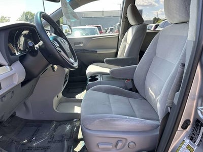 2015 Toyota Sienna LE