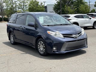 2019 Toyota Sienna XLE