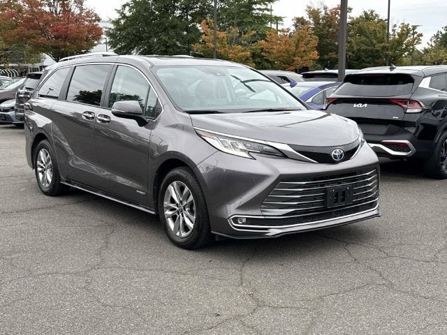 2021 Toyota Sienna Limited