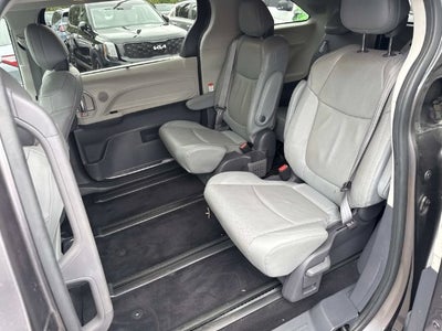 2021 Toyota Sienna Limited