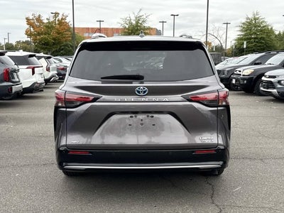 2021 Toyota Sienna Limited