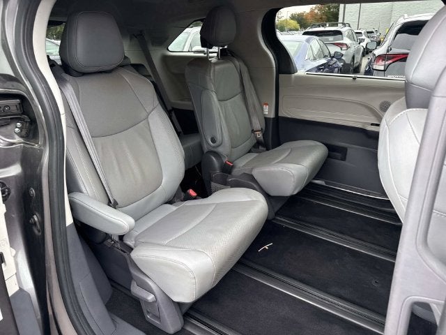 2021 Toyota Sienna Limited