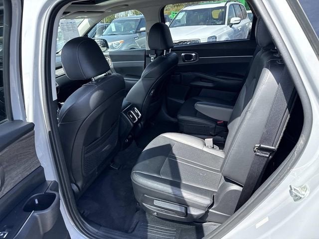 2022 Kia Sorento X-Line EX