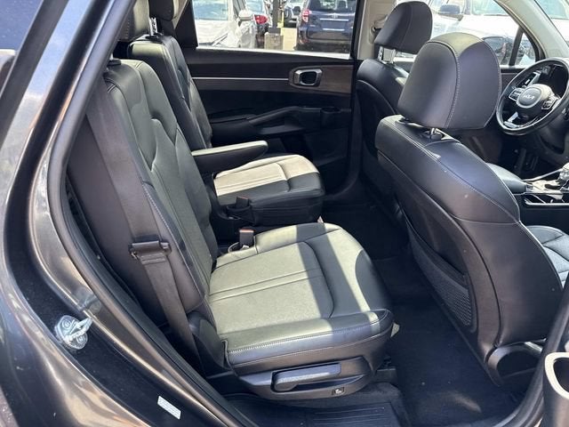 2023 Kia Sorento X-Line EX