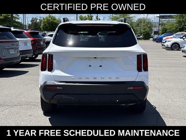 2022 Kia Sorento S