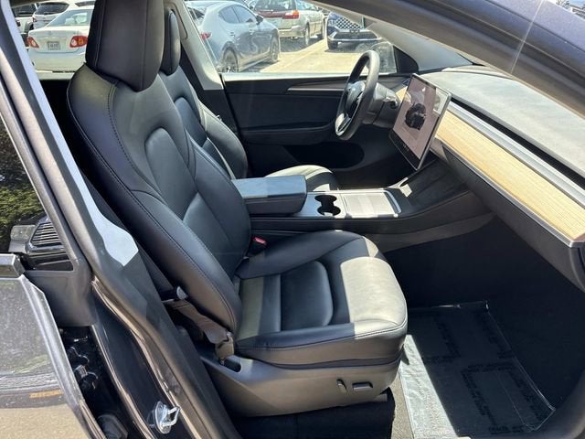 2023 Tesla Model Y Standard Range