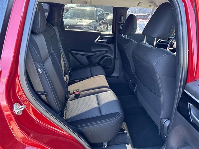 2022 Mitsubishi Outlander ES