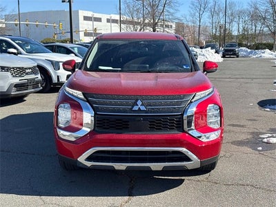 2022 Mitsubishi Outlander ES