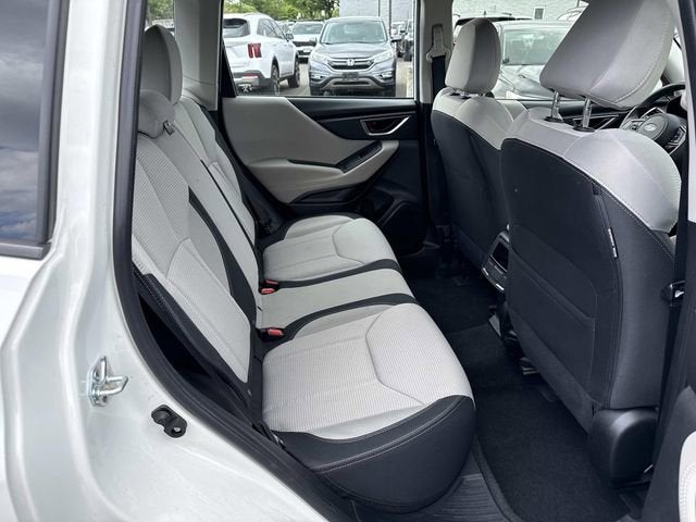 2024 Subaru Forester Base