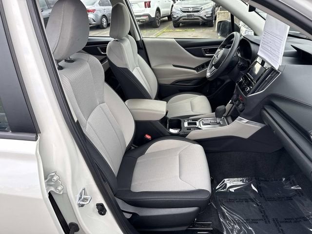 2024 Subaru Forester Base