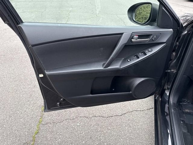 2013 Mazda Mazda3 i Sport