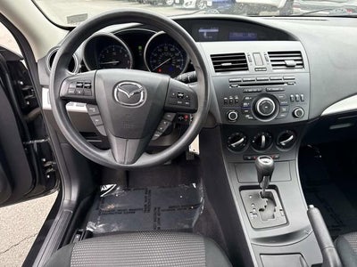 2013 Mazda Mazda3 i Sport