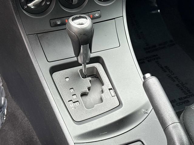 2013 Mazda Mazda3 i Sport