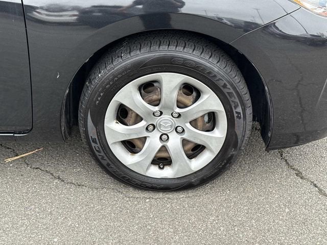 2013 Mazda Mazda3 i Sport