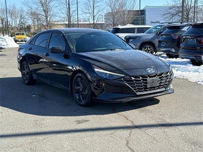 2022 Hyundai Elantra SEL