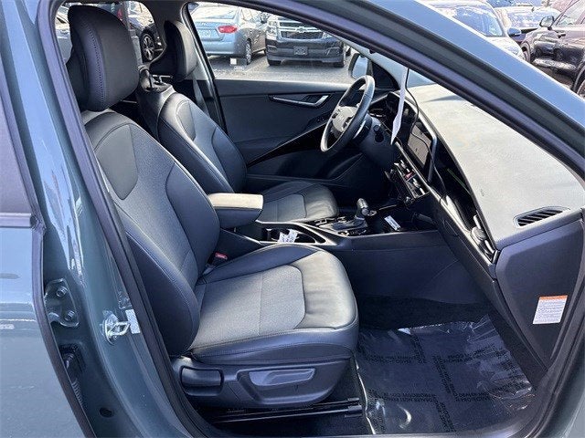 2023 Kia Niro EX