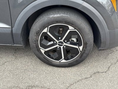 2023 Kia Niro EX