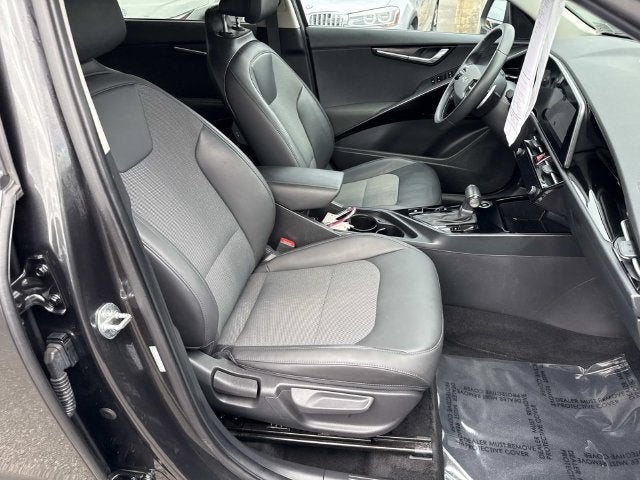 2023 Kia Niro EX