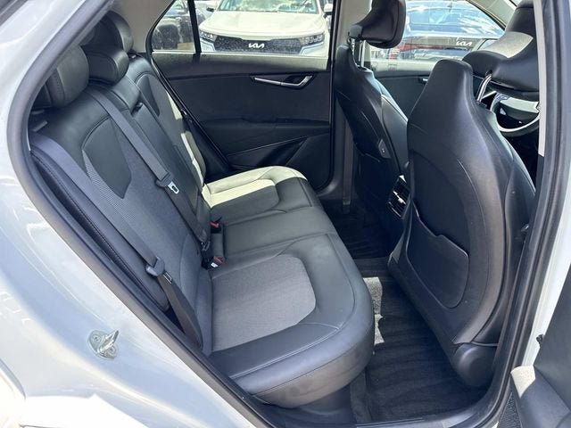 2023 Kia Niro EX Touring