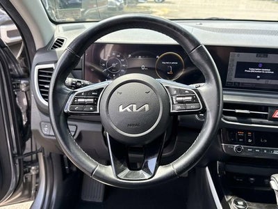 2024 Kia Seltos EX