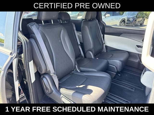 2023 Kia Carnival LX Seat Package
