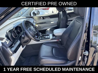 2023 Kia Carnival LX Seat Package